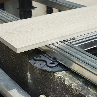 Structusol XL alu profiel ST45 lengte 2,4 m met rubber